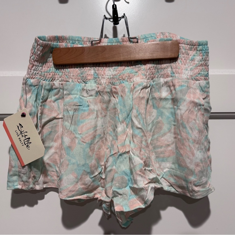 NWT - Pastel Leaf Print Shorts